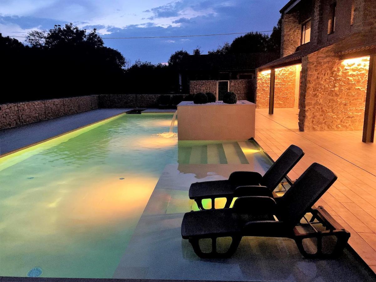 2 Apartamentos En Villa Con Piscina Privada En Asturias El Marquesau Noriega Exteriör bild